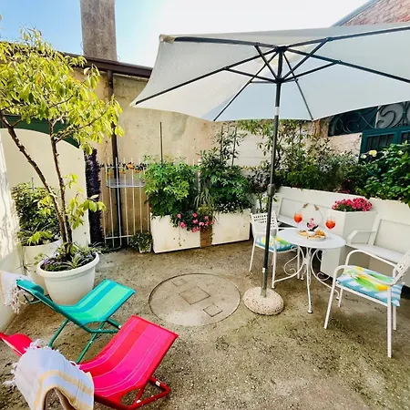 公寓 New On Ground Floor With Terrace *