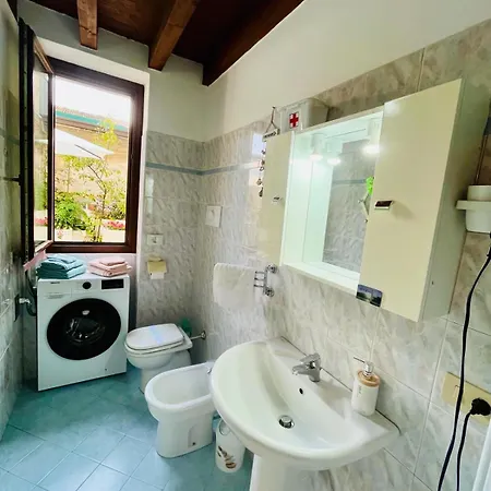 Apartment New On Ground Floor With Terrace Desenzano del Garda